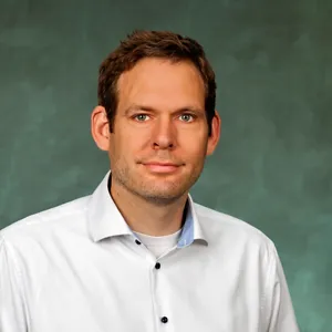 Portait Dr. Jens Glöer